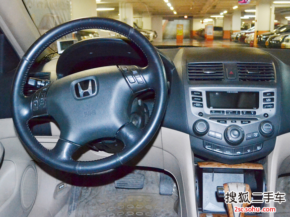 北京二手本田雅阁2003款2.4i VTEC 自动 8.8万